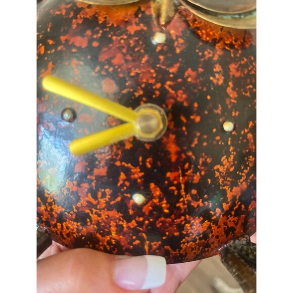 Art Deco Metal Art Owl Clock - Picture 5 of 5